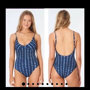 Rip curl size XL cute NWT bathing suit